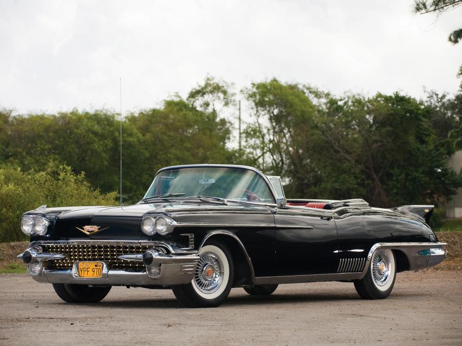  Cadillac Eldorado Biarritz Convertible 1958 года  (фото 12 из 39)